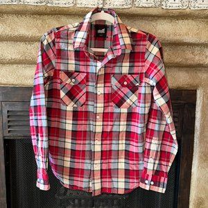 Cool skater shirt with secret pocket